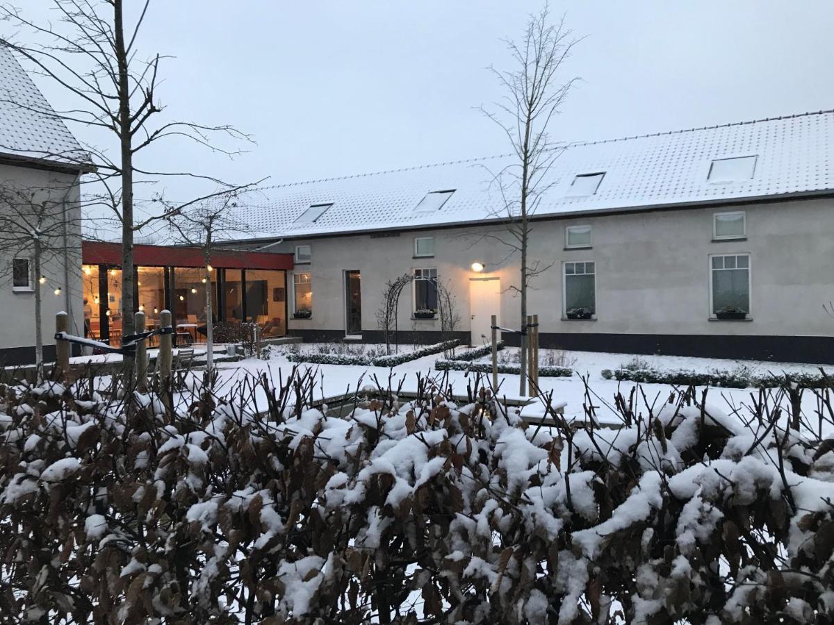 Het Verblijf Sint-Martens-Lennik ภายนอก รูปภาพ